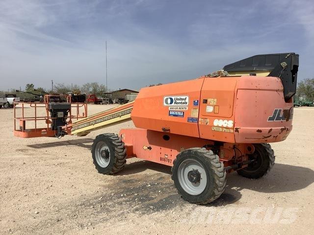 JLG 600S Teleskopické plošiny