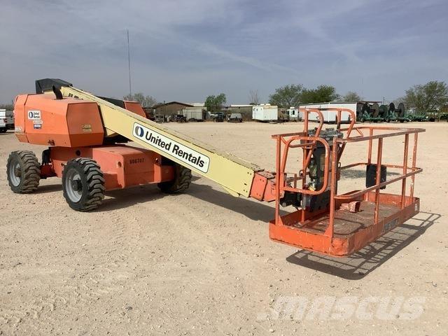 JLG 600S Teleskopické plošiny