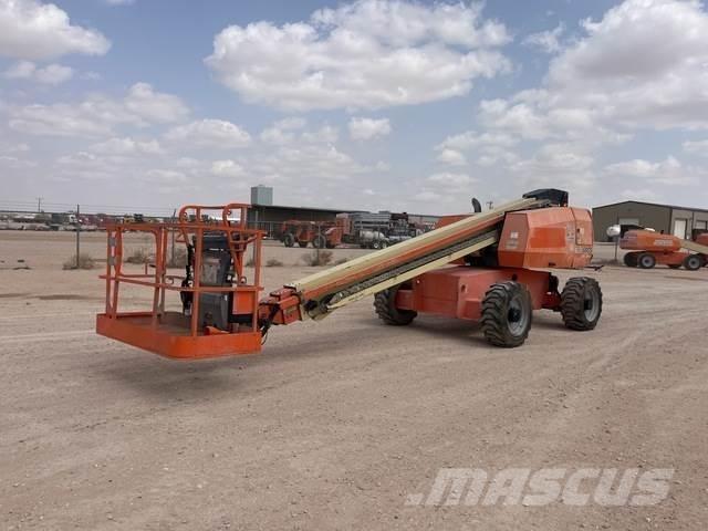 JLG 600S Teleskopické plošiny