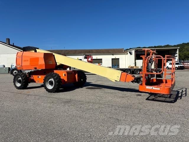 JLG 600S Teleskopické plošiny