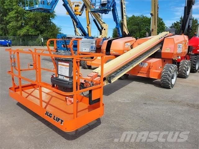 JLG 600S Teleskopické plošiny