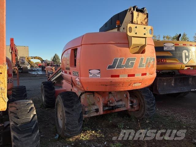 JLG 600S Teleskopické plošiny