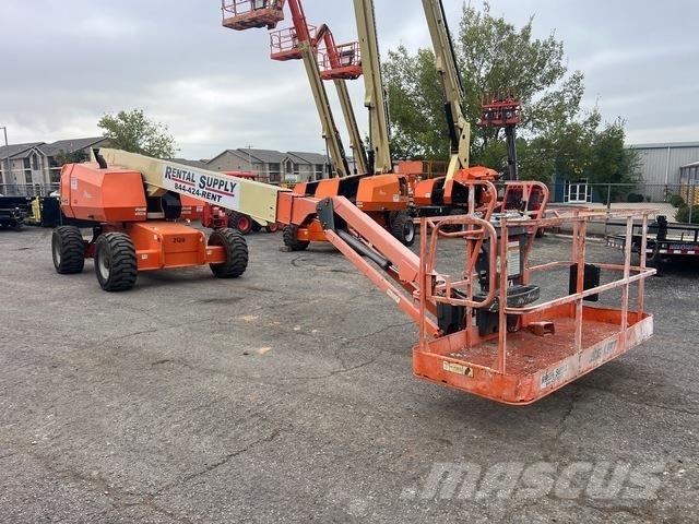 JLG 660SJ Kĺbové plošiny