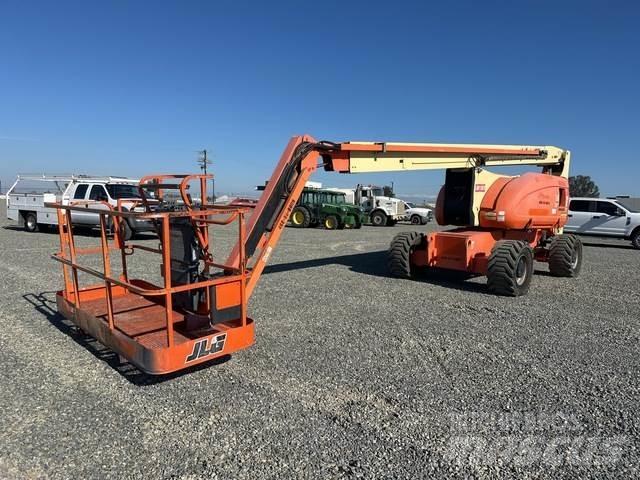 JLG 800AJ Kĺbové plošiny