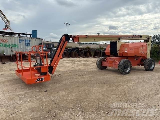 JLG 800AJ Kĺbové plošiny
