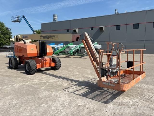 JLG 800AJ Kĺbové plošiny