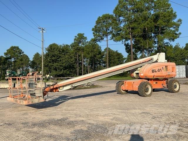 JLG 800S Teleskopické plošiny