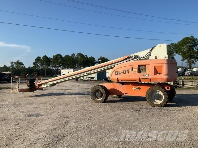 JLG 800S Teleskopické plošiny