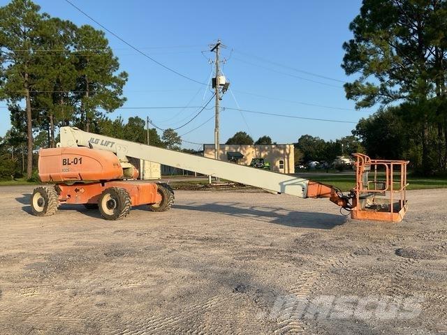 JLG 800S Teleskopické plošiny