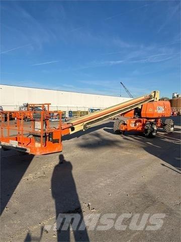 JLG 800S Teleskopické plošiny