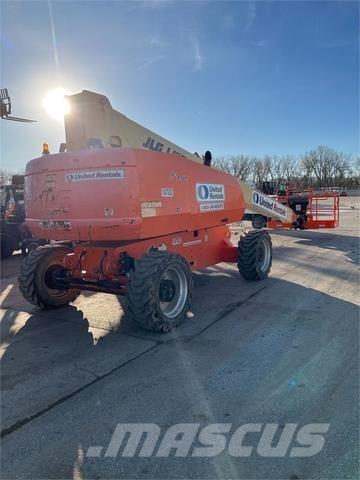JLG 800S Teleskopické plošiny
