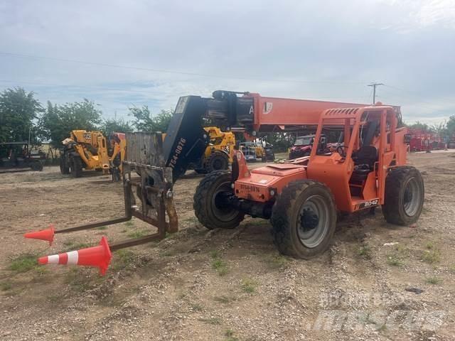 JLG 8042 Teleskopické manipulátory