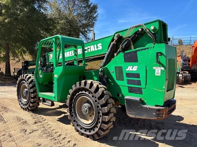 JLG 8042 Teleskopické manipulátory