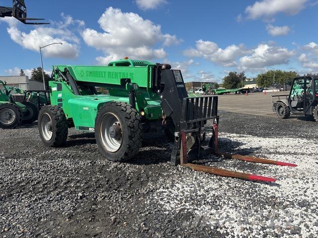 JLG 8042 Teleskopické manipulátory