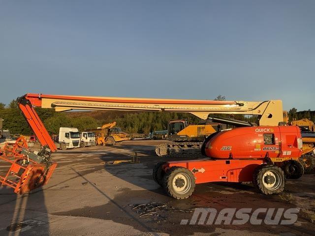 JLG 860SJ Kĺbové plošiny