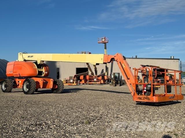 JLG 860SJ Teleskopické plošiny