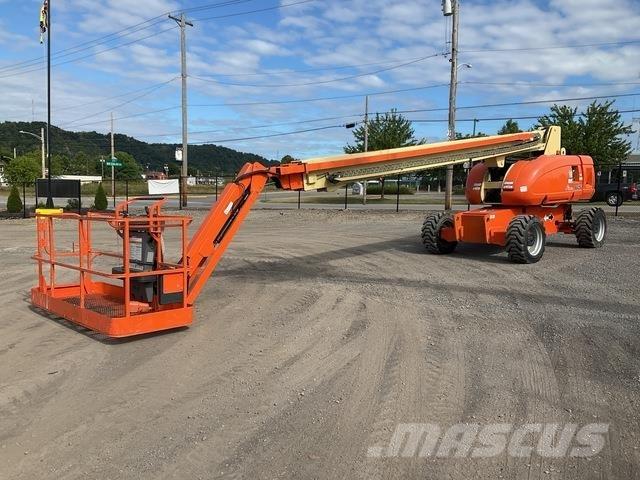 JLG 860SJ Teleskopické plošiny