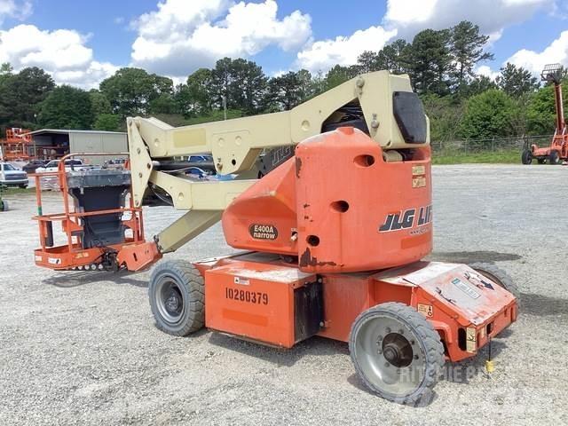 JLG E400AN Kĺbové plošiny