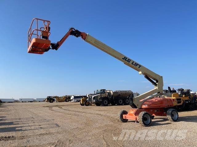 JLG M600JP Teleskopické plošiny