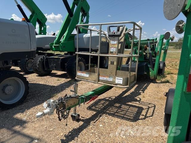 JLG T500J Prívesové plošiny