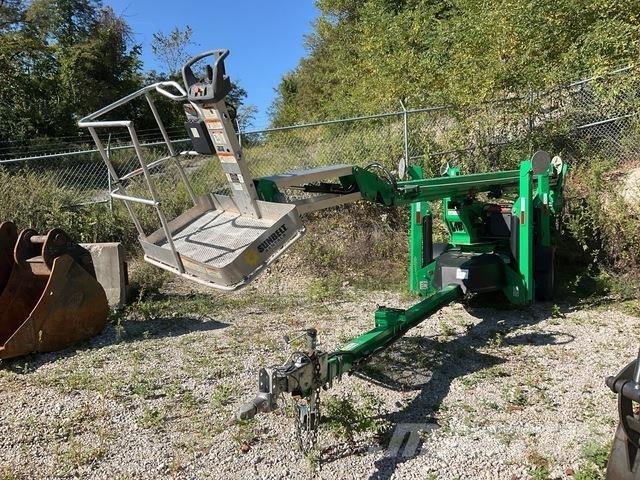JLG T500J Prívesové plošiny