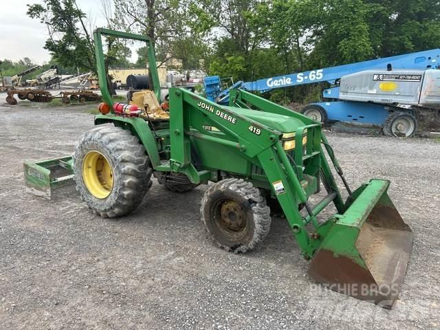 John Deere  Kompaktné traktory