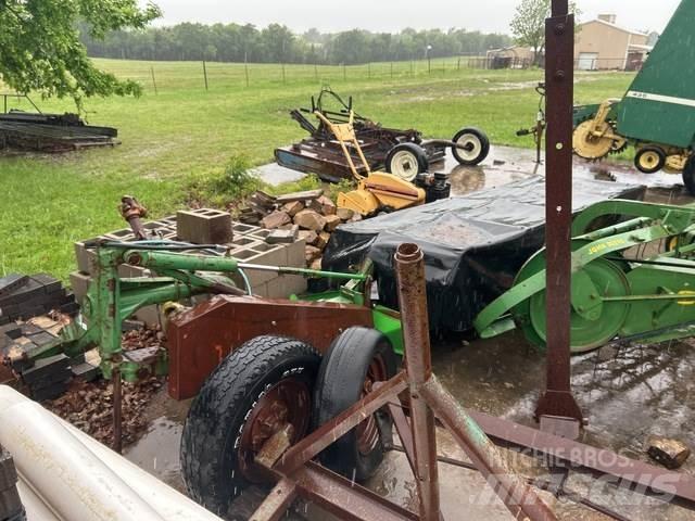John Deere  Stavebníctvo - ostatné