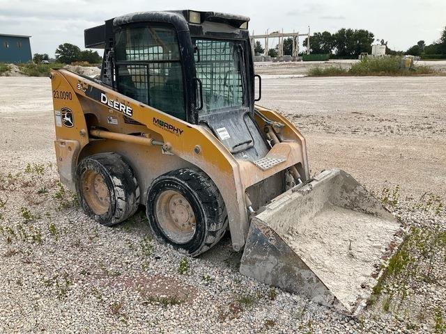 John Deere 315 Šmykom riadené nakladače