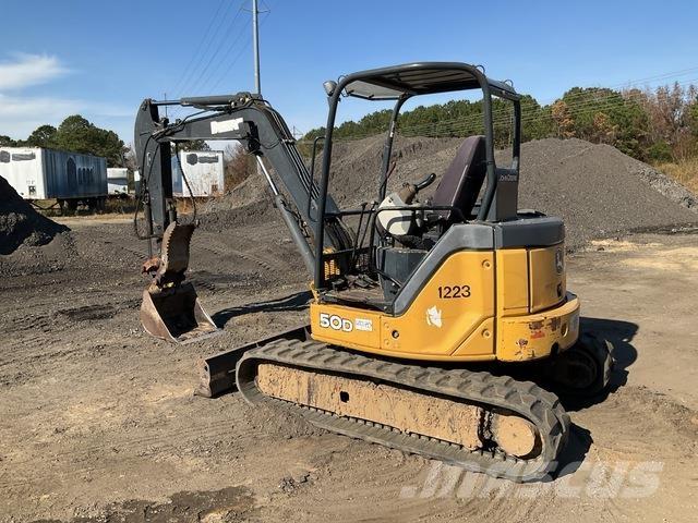 John Deere 50D Pásové rýpadlá