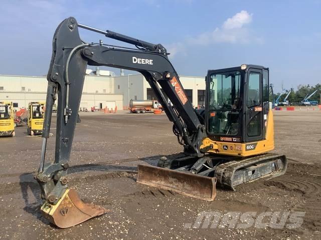 John Deere 60G Pásové rýpadlá