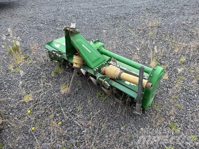 John Deere 655 Ďalšie stroje na spracovanie pôdy a príslušenstvo