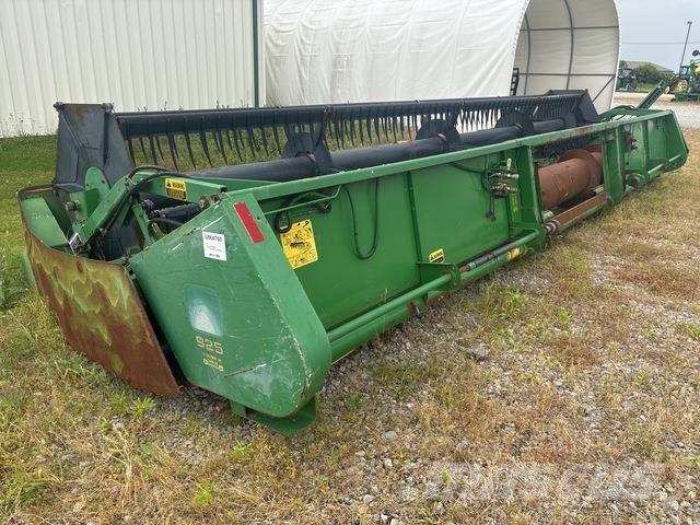 John Deere 925 Kombajnove hlavice