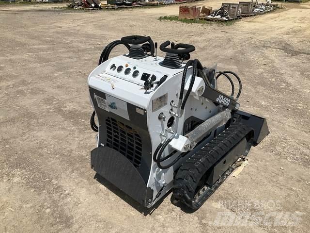 JQ Power JQ400 Šmykom riadené nakladače