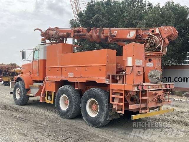 Kenworth C500 Mobilná vrtná súprava