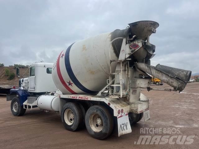 Kenworth C500 Ďalšie nákladné vozidlá