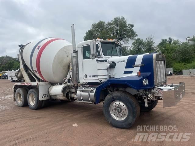 Kenworth C500 Ďalšie nákladné vozidlá