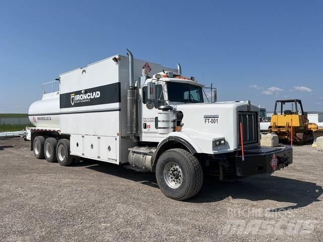Kenworth C500 Cisternové nákladné vozidlá