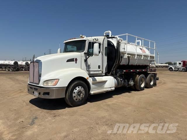Kenworth T660 Kombinované/Čerpacie cisterny
