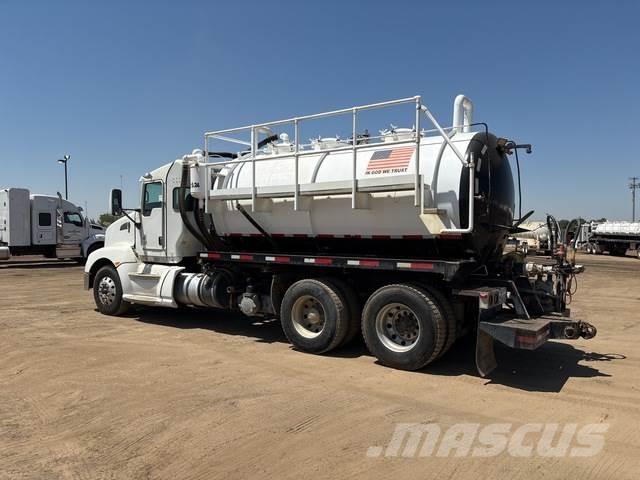 Kenworth T660 Kombinované/Čerpacie cisterny