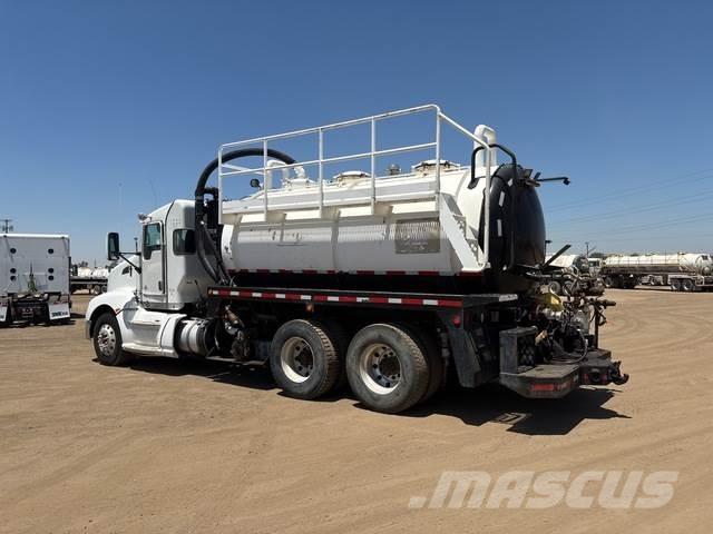 Kenworth T660 Kombinované/Čerpacie cisterny