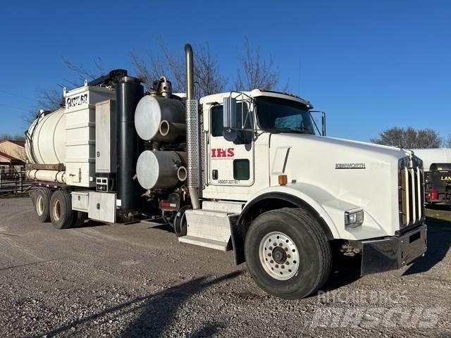 Kenworth T800 Pásové rýpadlá