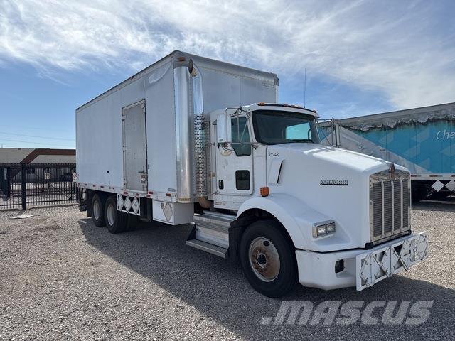 Kenworth T800 Skriňová nadstavba