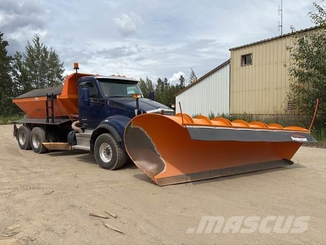 Kenworth T880 Snežné pluhy, predné snežné radlice