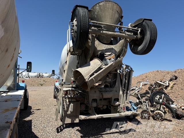 Kenworth W900 Ďalšie nákladné vozidlá