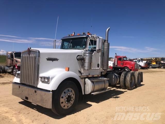Kenworth W900L Ťahače