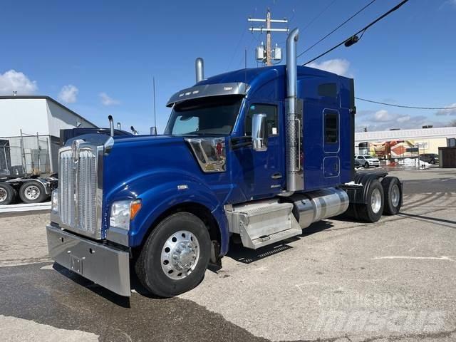 Kenworth W990 Ťahače