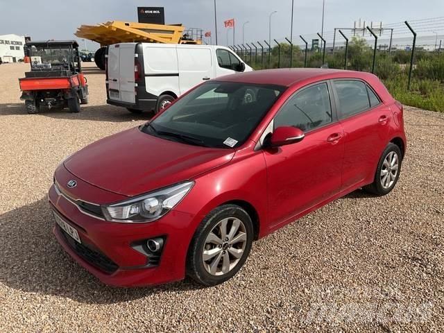 Kia Rio Automobily
