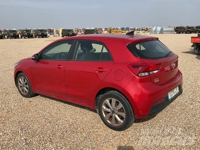 Kia Rio Automobily