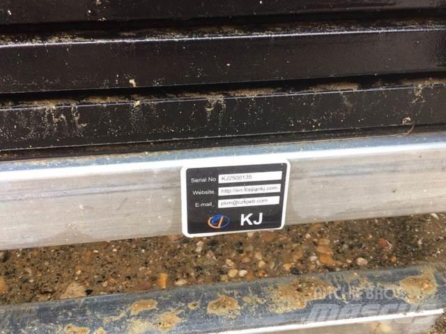 KJ K0724 Ďalšie poľnohospodárske stroje