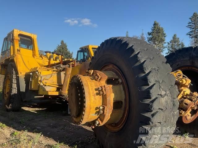 Komatsu 330M Kĺbové nákladné autá